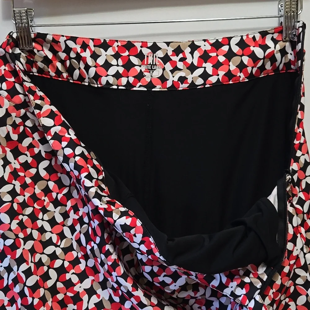 Tail Abstract Floral Print Golf Skort‎ Size 8 White Label Pickleball Tennis Prep